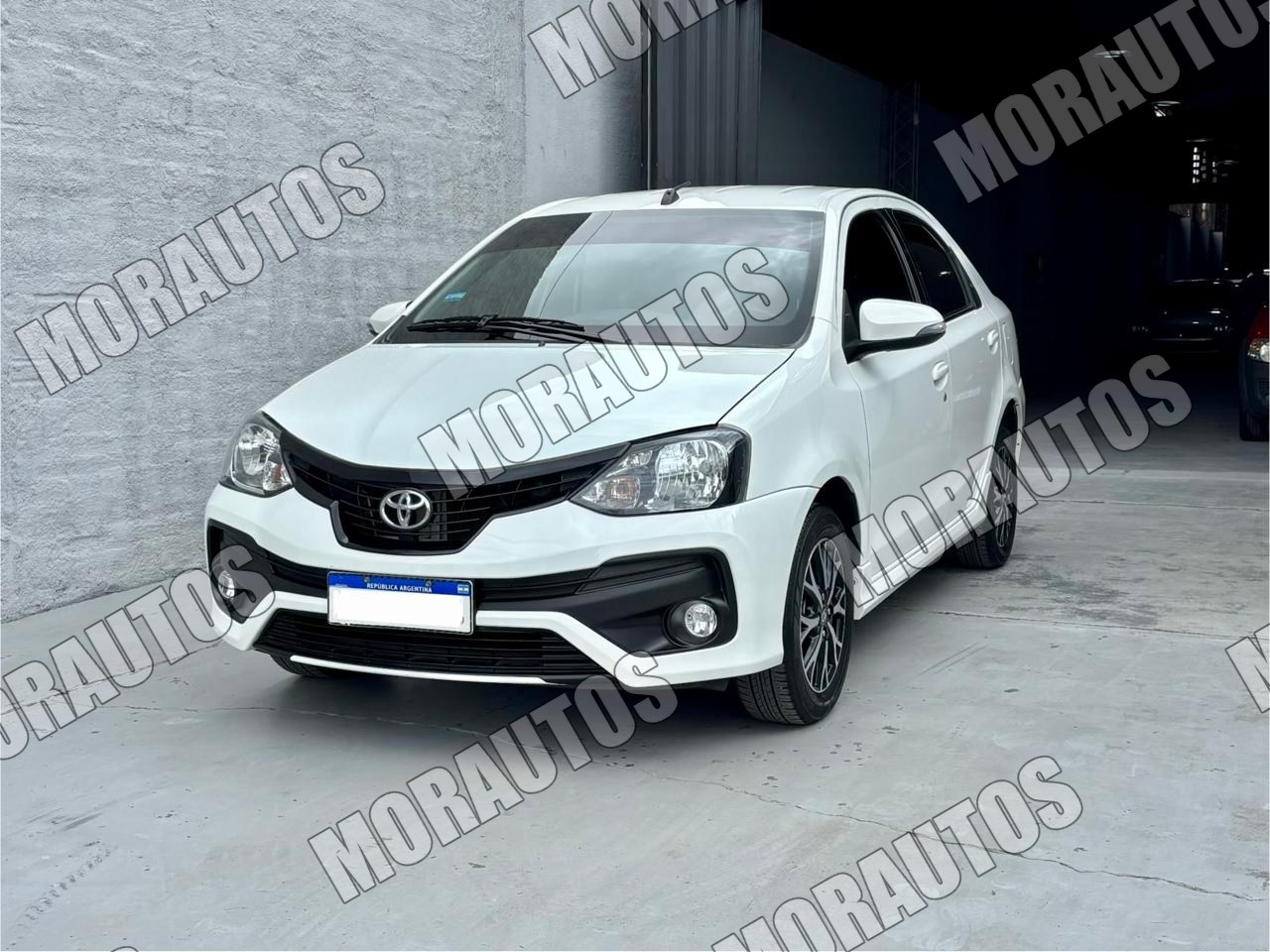 Toyota Etios XLS MT